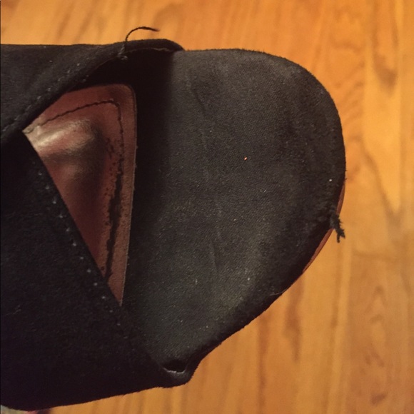 Shoes - Picture 5 of 5