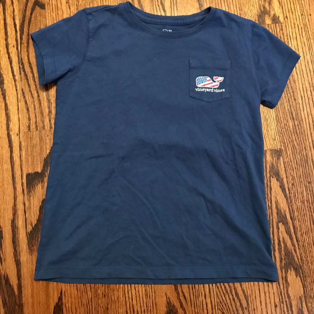 Boys Waving Flag Whale Fill Pocket T-Shirt