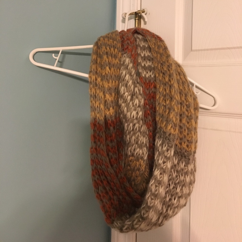 Hand knit scarf