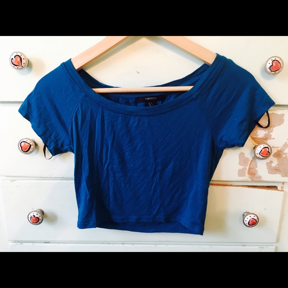 Forever 21 Scoop Neck Crop Top 👚