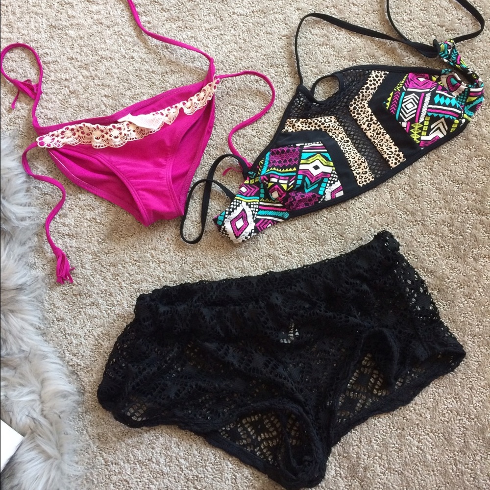 Multiple-piece bathing suit