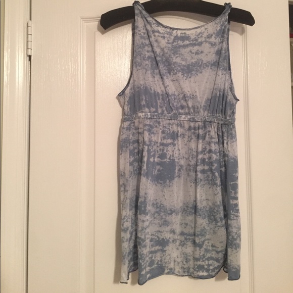 Blue tye dye sleeveless top - Picture 2 of 2