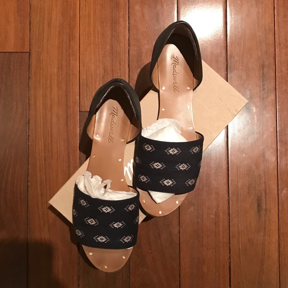 The Thea Sandal In Fabric and Leather