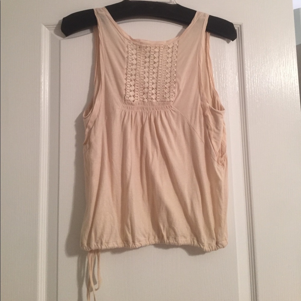 Tan top with super cute back! - Picture 2 of 3