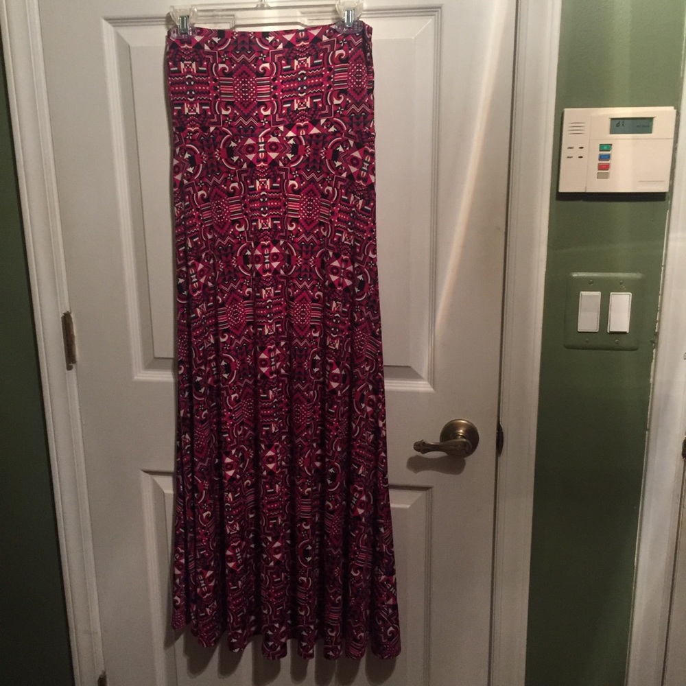 💥FLASH SALE💥BNWOT Lularoe Maxi Skirt XS