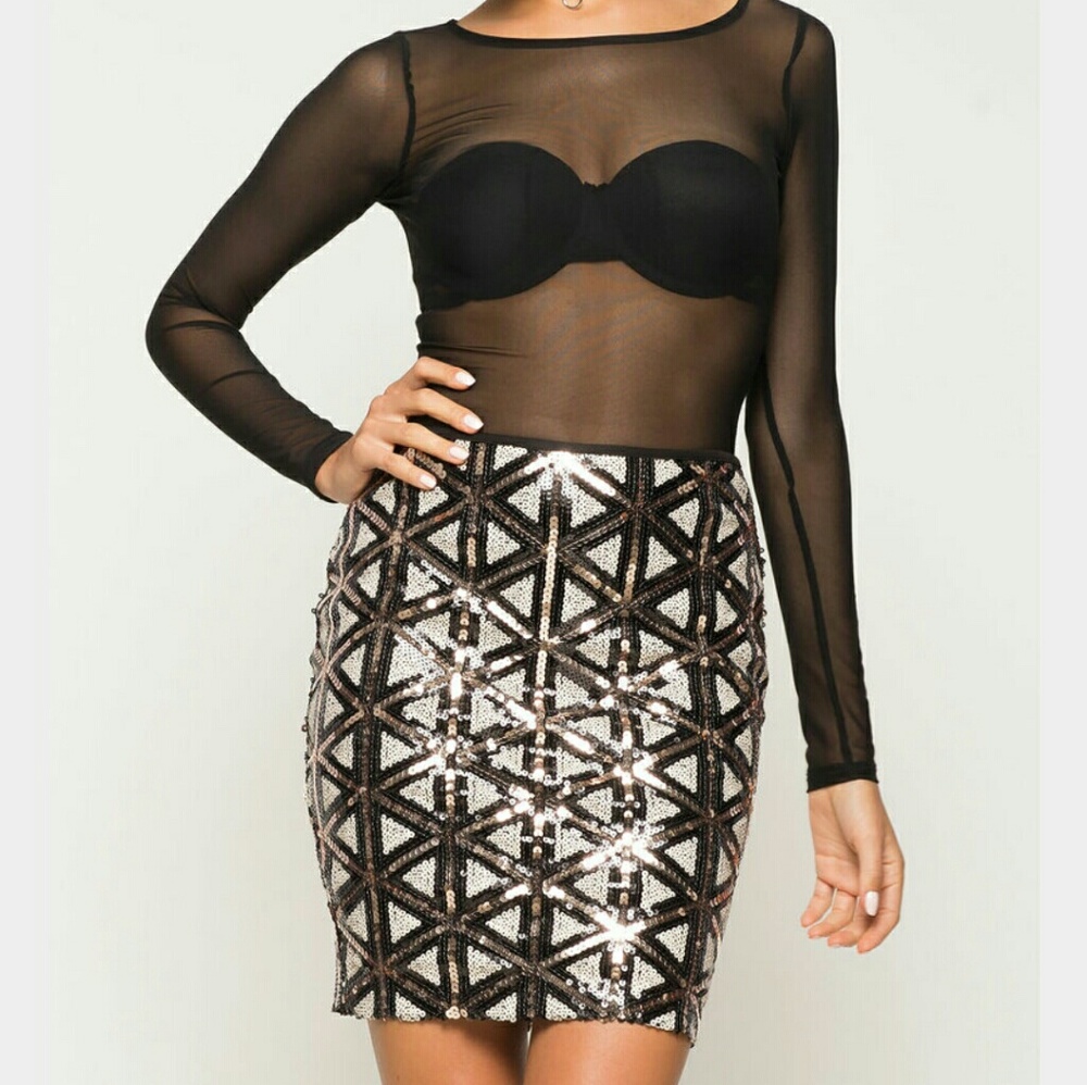 Miley & Molly Sequins Mini skirt NWT