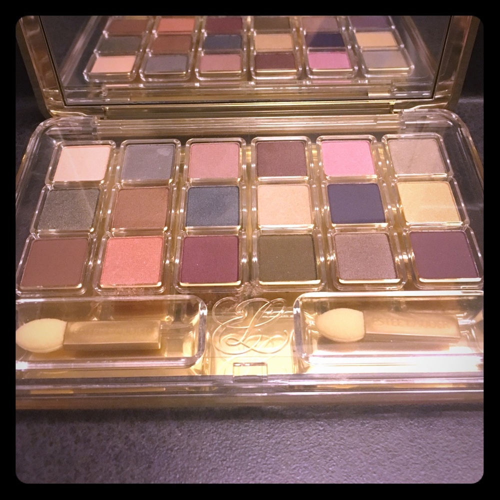 💎Estée Lauder Deluxe EyeShadow Compact💎