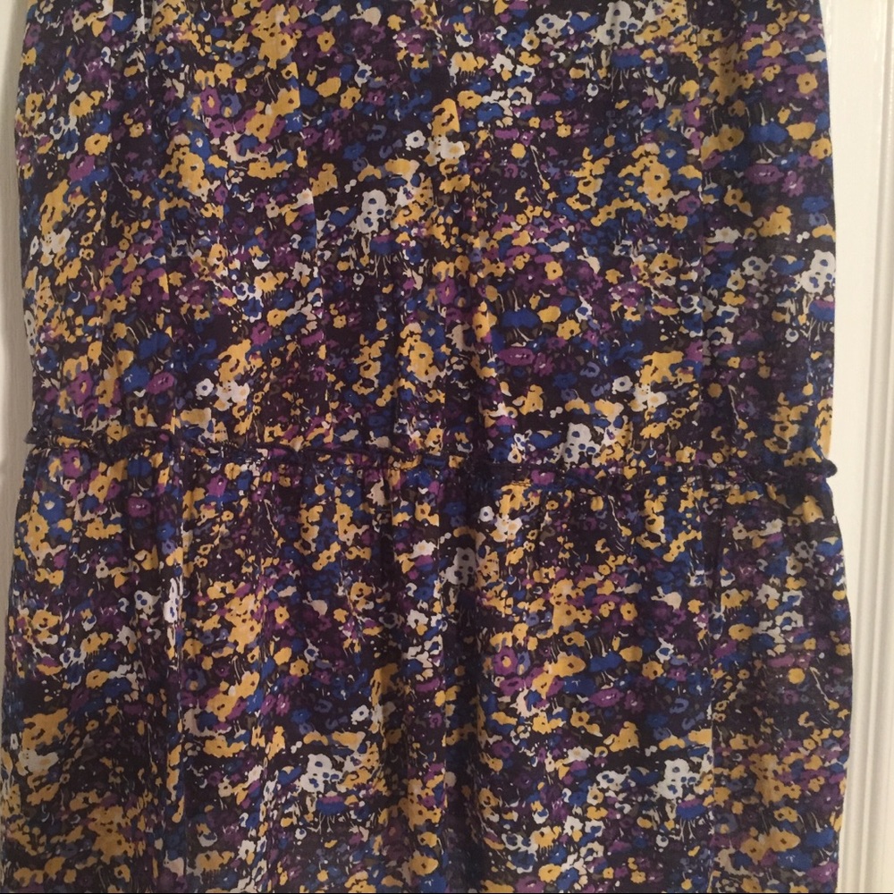 Flowery sleeveless top - Picture 4 of 4