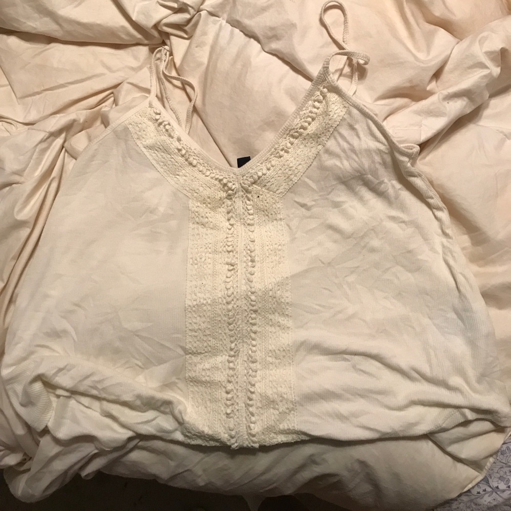 Cream American Eagle Flowy Tank
