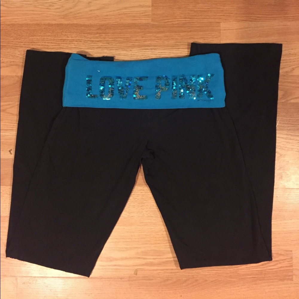 VICTORIAS SECRET PINK YOGA PANTS