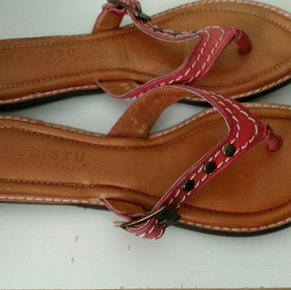 Bed Stu Size 8 flip flops