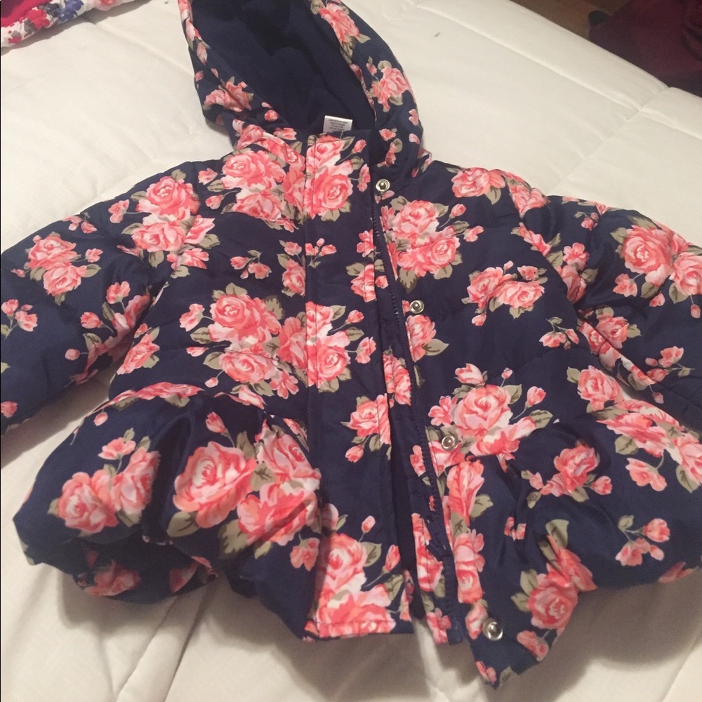 Fitted puffer jacket