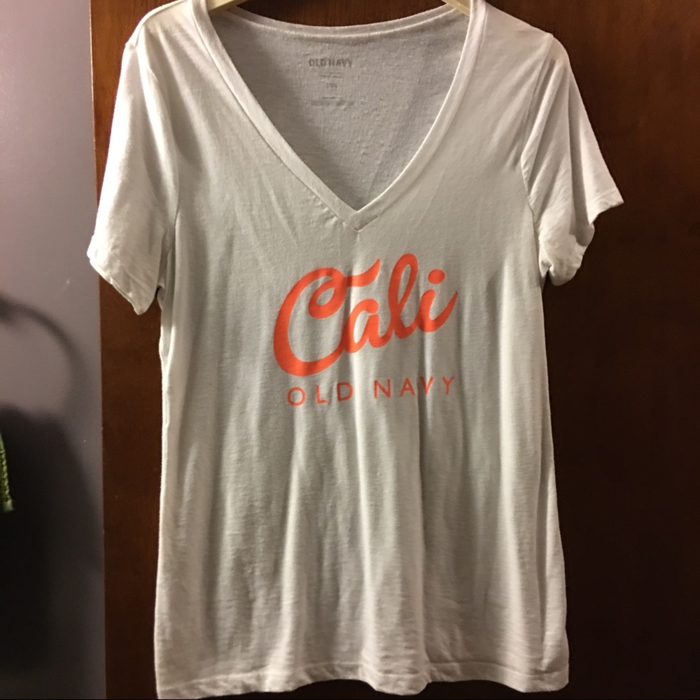 Old navy tee