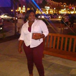 Meet your Posher, Camille