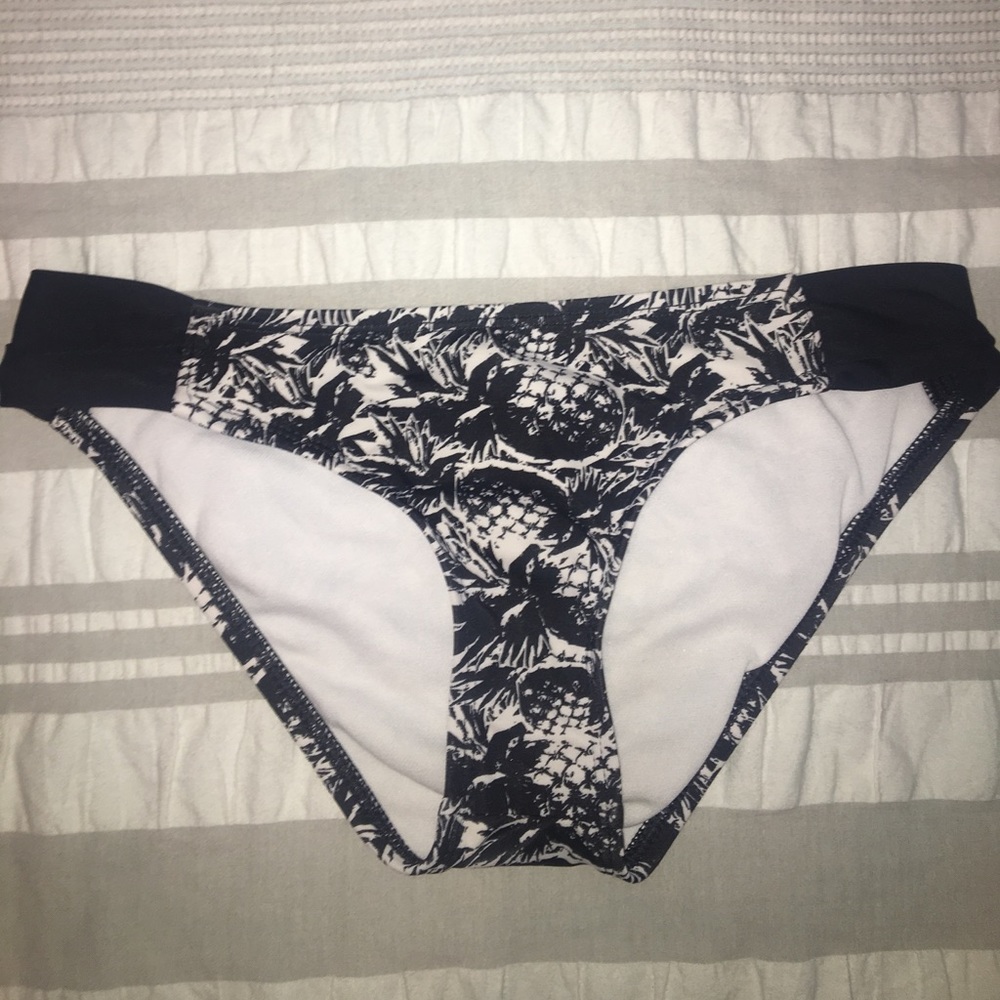 Hurley pineapple bottoms
