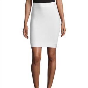 BCBG powerskirt