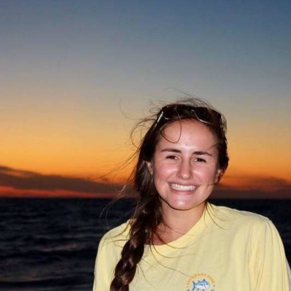 Meet your Posher, Carly - Picture 1 of 1