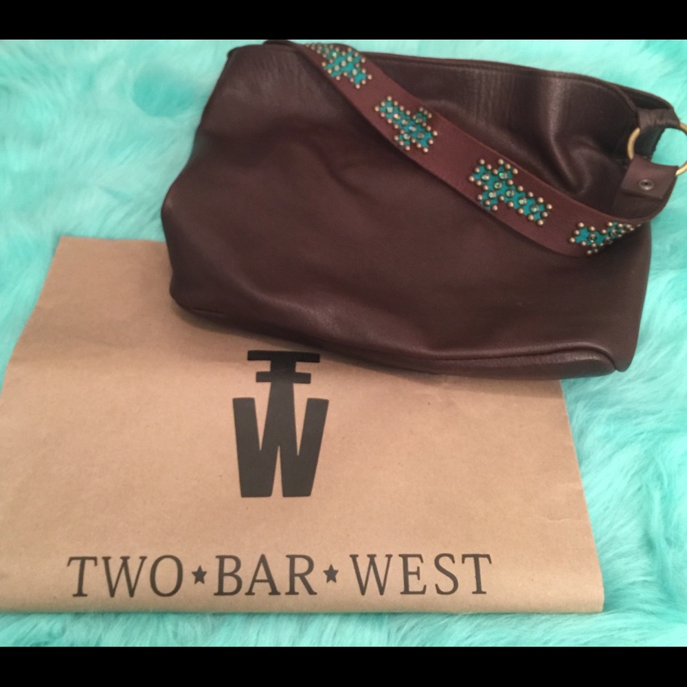 Two ⭐️ Bar ⭐️ West Purse
