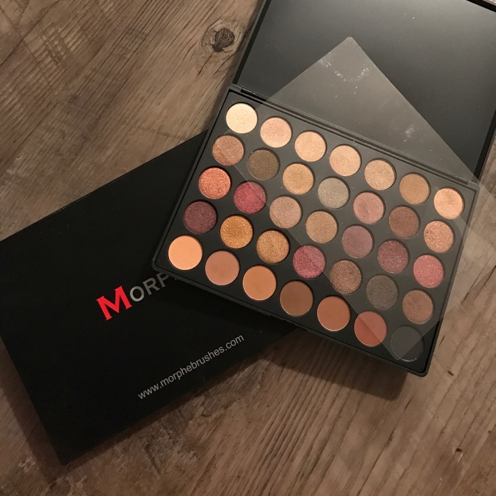 Morphe 35F Fall into Frost Palette