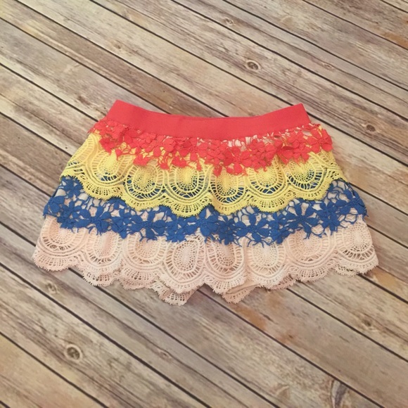 Crochet Shorts/Skort - Picture 7 of 8