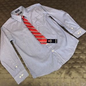 Chaps Long Sleeve Button Down Shirt & Tie
