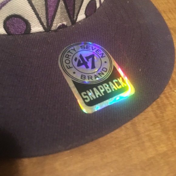 La king's SnapBack nwt - Picture 2 of 2