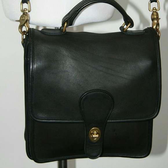 Vintage Coach Station Bag - Picture 5 of 8