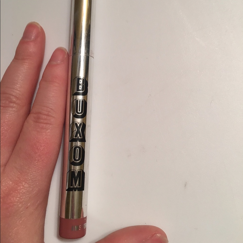 Buxom lipstick