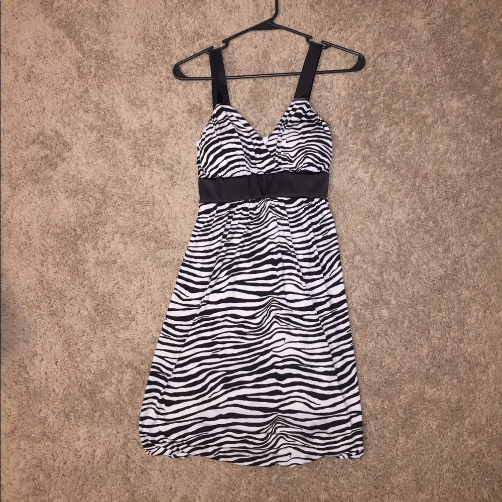 Short zebra dress