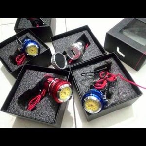 Meet your Posher, Helen