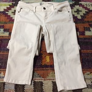 Level 99 Skinny Straight Vanilla Wash Jeans