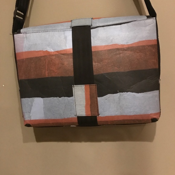 Recycled Bag - Picture 4 of 5