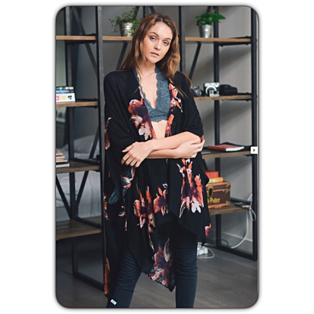 Bohemian Lightweight Floral Kimono Wrap Coverup - Picture 7 of 8