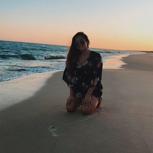 Meet your Posher, Crystal