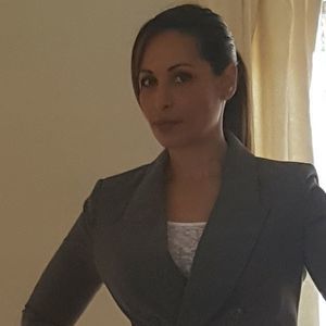Meet your Posher, Shira