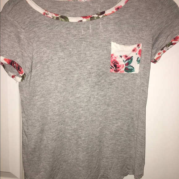 Cute floral trip tee - Picture 1 of 1