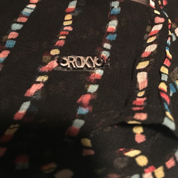 Roxy top (Large) NEW WITH TAGS - Picture 6 of 7