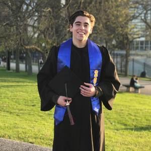 Meet your Posher, Alex