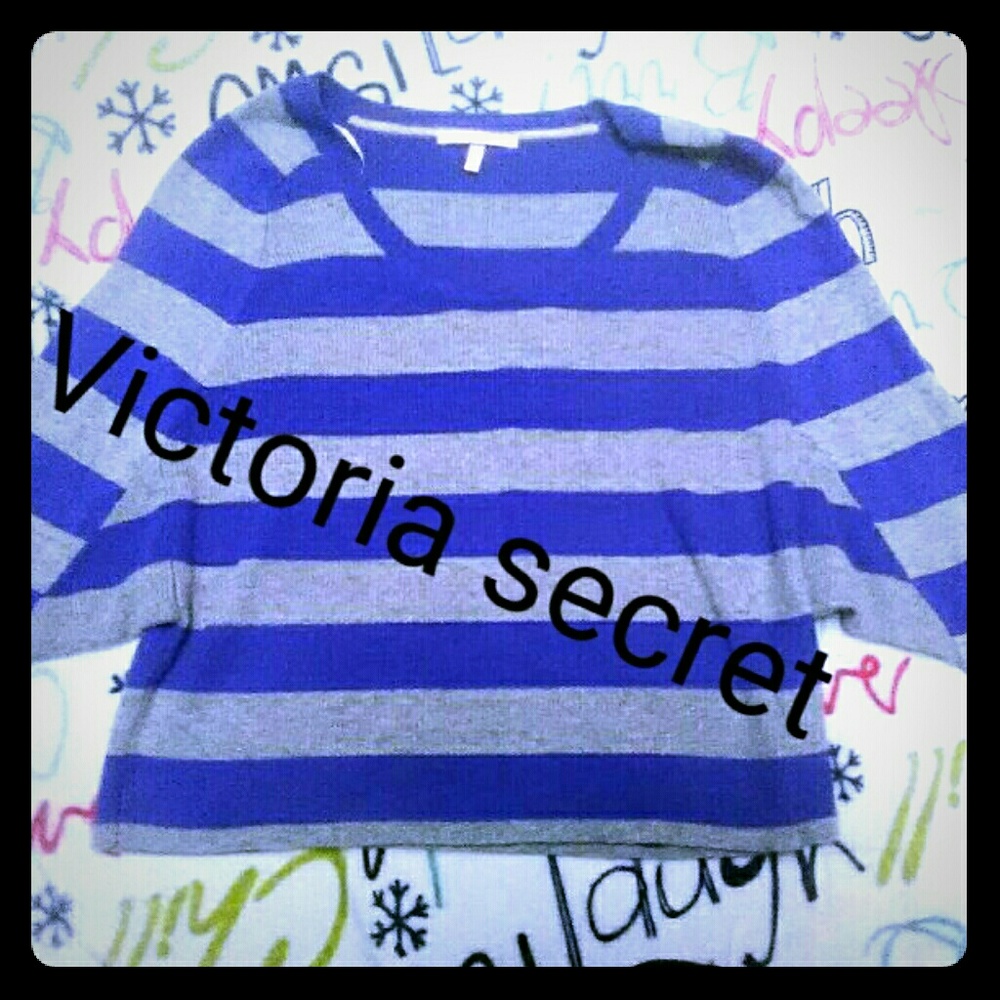 VS sweater