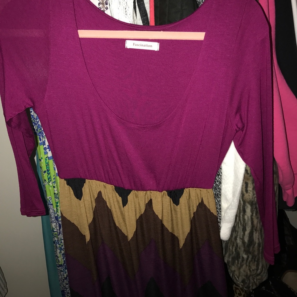Maxi - Picture 2 of 3
