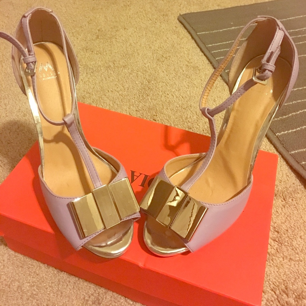 Bow heels🎀