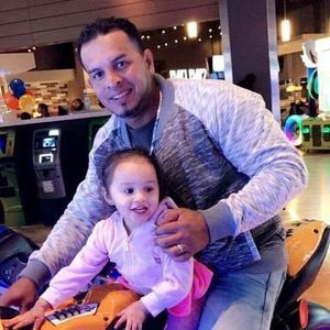 Meet your Posher, Carlos