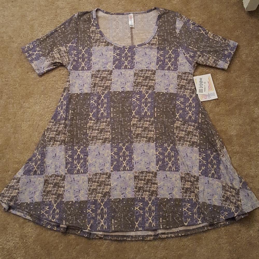 LuLaRoe NWT sz XS Perfect T