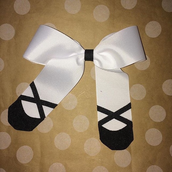 Girls hair accessories - Picture 1 of 1