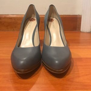 NINE WEST GRAY PUMPS