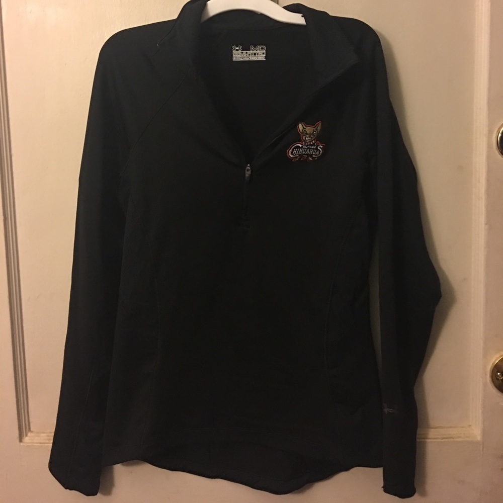 Comfy UA cold gear semi fitted quarter zip