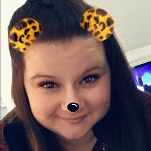 Meet your Posher, Caiti