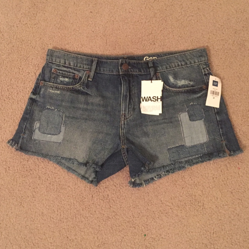 Gap denim shorts, 8p/29p