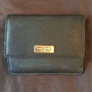 Kate Spade Petty Geranium Card Holder/ Wallet.