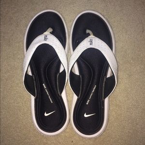 Nike Black & White Flip Flops